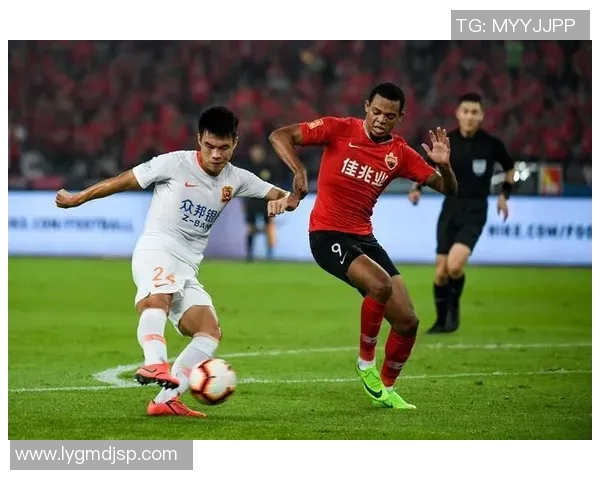 中超焦点对决深圳佳兆业迎战武汉卓尔全力争胜展现球队实力