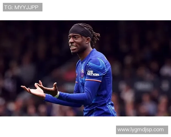 基翁:马杜埃凯本场的体现很好,他也能够测验踢一下左路